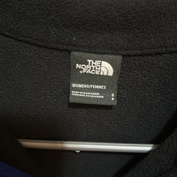 The North Face fleece!💙 - Picture 2 of 4